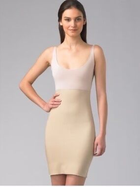 Spanx Hide & Sleek Full Slip Nude Sz S Smooth And Firms EUC